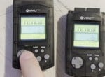 This Dreamcast VMU Supports Wireless Game Boy Multiplayer, Because Why Not