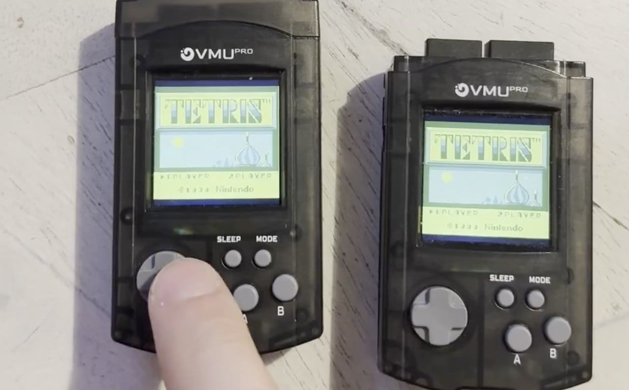 This Dreamcast VMU Now Supports Wireless Game Boy Multiplayer 1