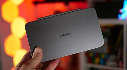 Review: AYANEO Pocket DS 19