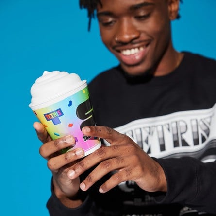 You Can Now Play Tetris On A Slurpee Cup 4