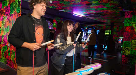 nq_jpn_arcade_bar_london