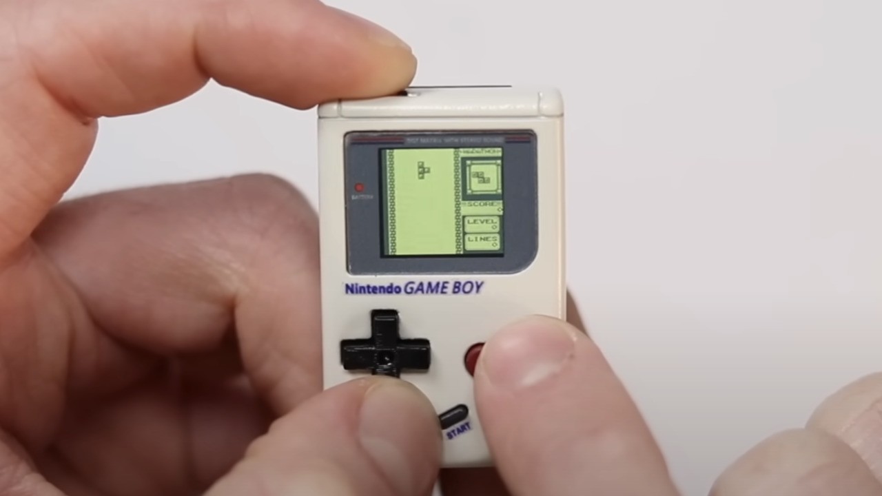 Smallest Gameboy Ever? This Has To Be It! 