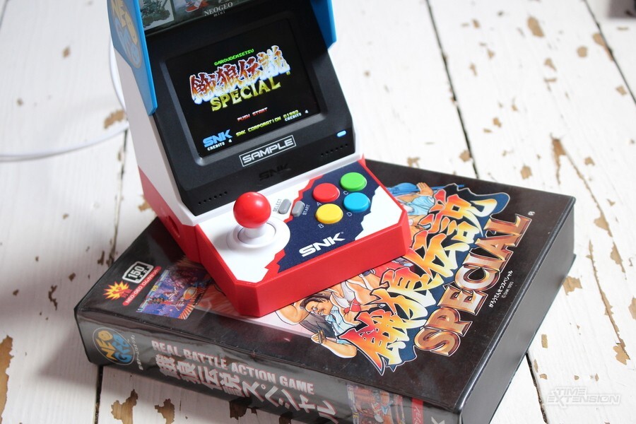 SNK Neo Geo Mini