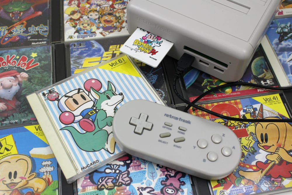 11 Best Retro Game Consoles (2024): Evercade, Polymega, Analogue Pocket,  and Controllers
