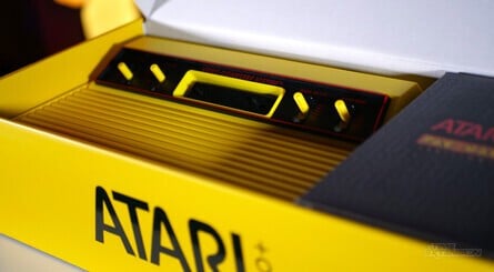 Aside from the different colour scheme, the 2600+ Pac-Man Edition looks the same as the original 2600+, but it has slightly different internals, too