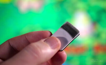 The Analogue 3D comes with two foam cartridge cleaners. The amount of dirt that was present on some of the carts I tested was enough to make me blush – and all of my games are stored in their original boxes!