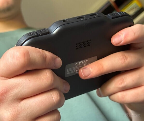 Review: MagicX Zero 40 - Great For Nintendo DS And TATE Coin-Ops, Mostly Terrible For Everything Else 6