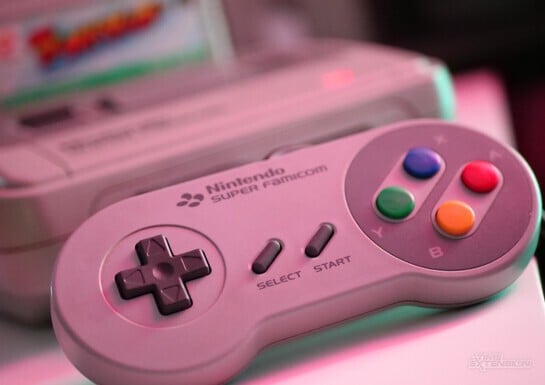 "You Still Can't Beat Me" - 100-Year-Old Grandma Plays Her Super Famicom Every Day