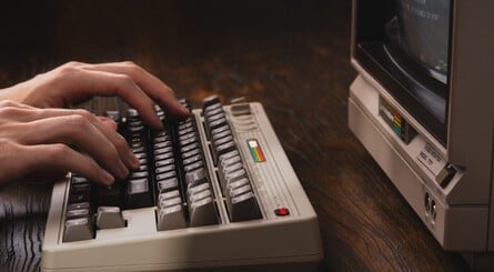 8BitDo's Next Mechanical Keyboard Is Based On The Commodore 64 3