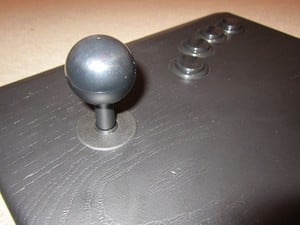 The Analogue Arcade Stick boasts the exact same arrangement and components as the original MVS arcade cabinet