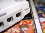 This "World First" Wireless Dreamcast Controller Has A Colour Screen