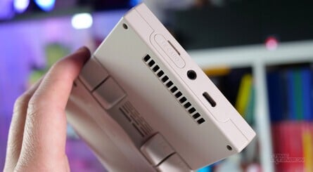 Review: Retroid Pocket Classic 6 - The Portable Sega Saturn I've Always Wanted 9