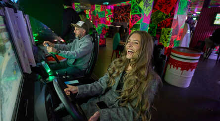 nq_jpn_arcade_bar_london