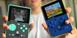 Previous Article: Review: HyperMegaTech Super Pocket - A Wonderful Game Boy-Style Retro Gift