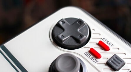 Review: Evercade Wireless Controller 7