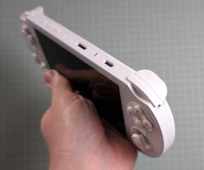 Review: Anbernic RG Vita Pro - A Vita In Name Only, And That's Okay 7