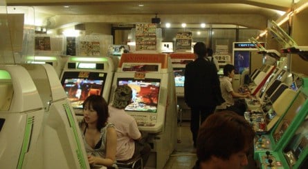 These Photos Of Old Japanese Arcades Remind Me Of What We've Lost 1
