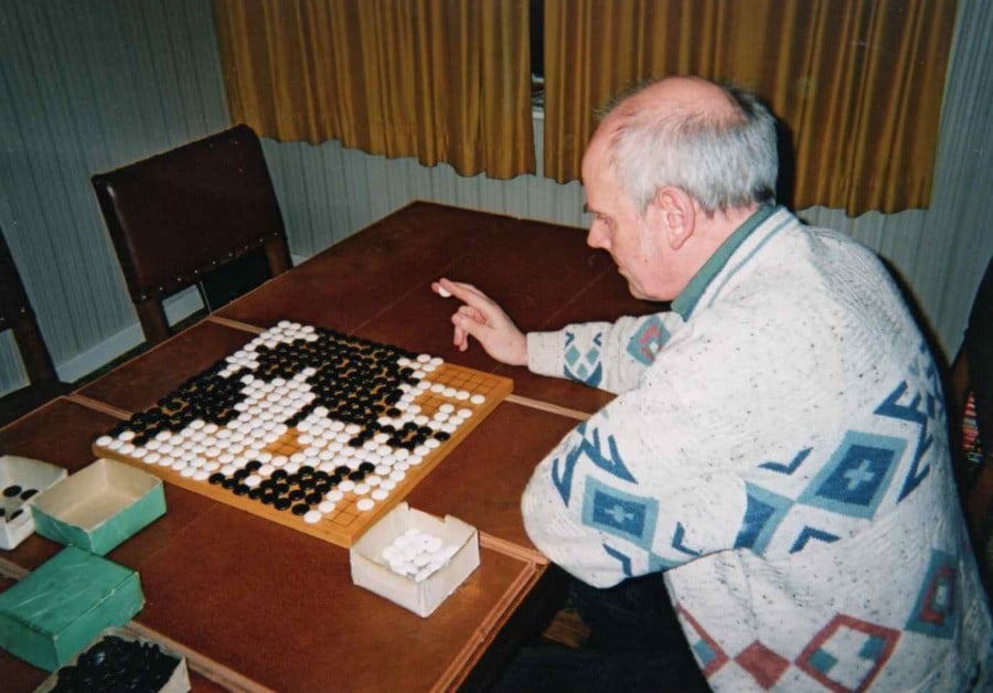 A rare photo of Allan Scarff playing Go, courtesy of his family