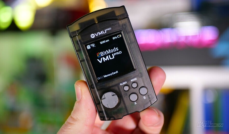 Review: 8BitMods VMU Pro 4