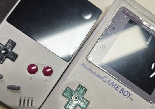 This Tiny Game Boy Clone Plays Physical Cartridges