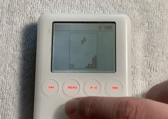 Apple's Unreleased iPod Tetris Clone Has Been Discovered