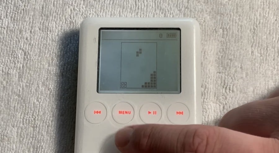 Apple's Unreleased iPod Tetris Clone Has Been Discovered 1