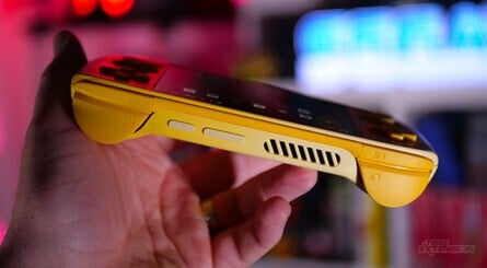 Review: AYANEO Pocket Air Mini B.Duck Sunny Pop - 2