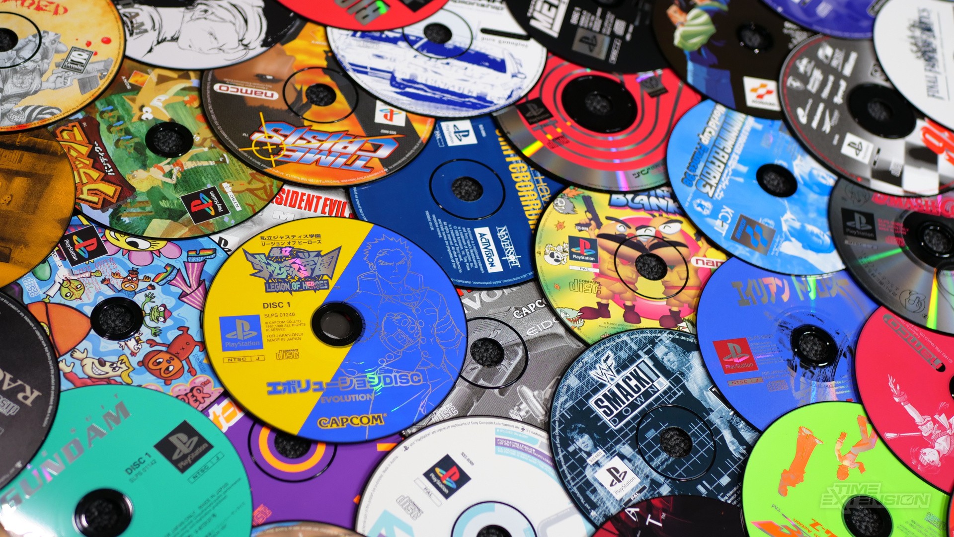 Counterfeit PS1 Games Nearly Identical to Originals: Surge of Black Disc Reproductions Raises Market Concerns