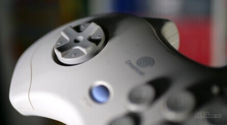 Let's Pour One Out For The Dreamcast's Best Controller 3