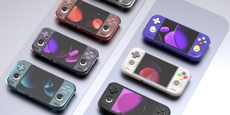 The Legendary Takahashi Meijin Helped "Supervise" The Design Of This Portable Famiclone
