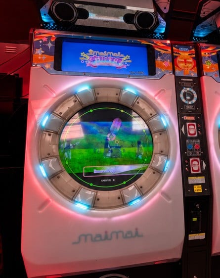 nq_jpn_arcade_bar_london