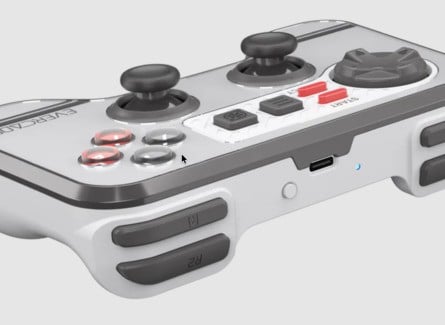 "The Controller You've All Been Asking For" - Evercade Gets A Wireless Pad, Finally 3