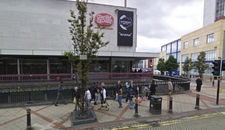 CeX in 2009 (left). The store was below ground level, despite what the signage might suggest. The same location in 2026 (right).