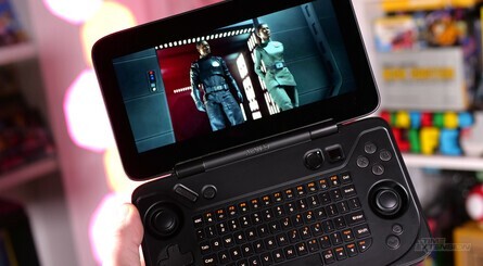 Review: AYANEO Flip KB - A Nintendo DS-Style Handheld With A Full Keyboard 1