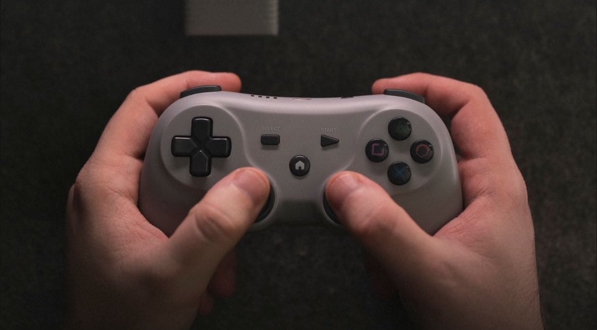 Retro Fighters Defender Pro Series Controller Launches on Kickstarter: Multi-Platform Support for Switch, PlayStation, and PC