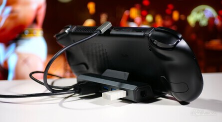 Hands On: JSAUX 4K 6-in-1 Dock - Unleashes The Power Of Your Handheld Gaming PC 3