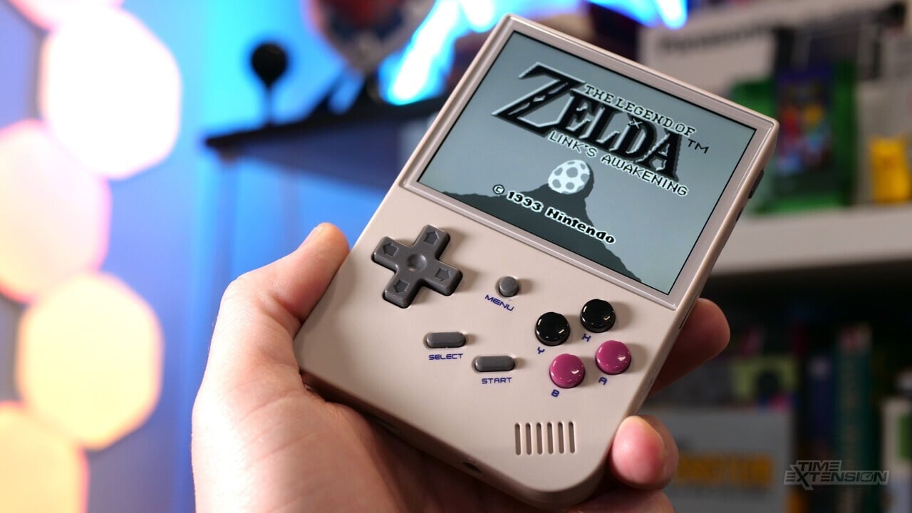 This modder turned a Game Boy Advance into a portable emulator station to  play SNES, PS, and Mega Drive games