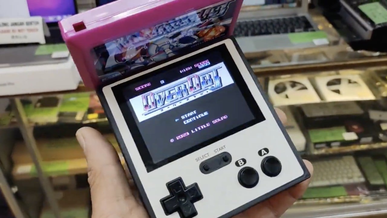 「モバイルFCクリエーションキット」はニンテンドーファミコムをハンドヘルドに変えます