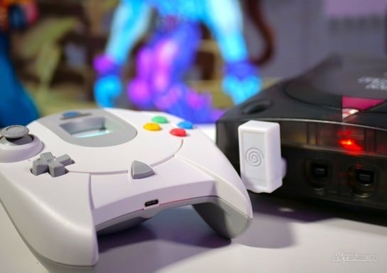 DreamConn S - Is This $200 Wireless Controller The Ultimate Dreamcast Pad?