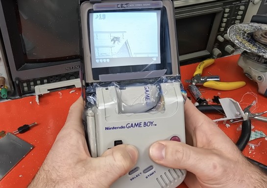 Crazy Modder Adds A CRT Screen To The Game Boy