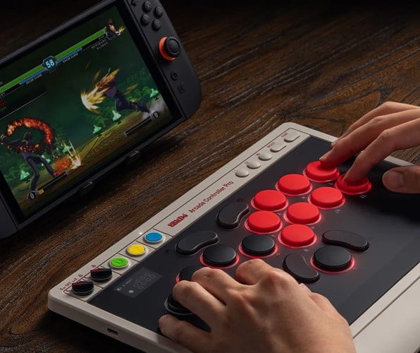 arcade_controller_pro_switch_8bitdo_play