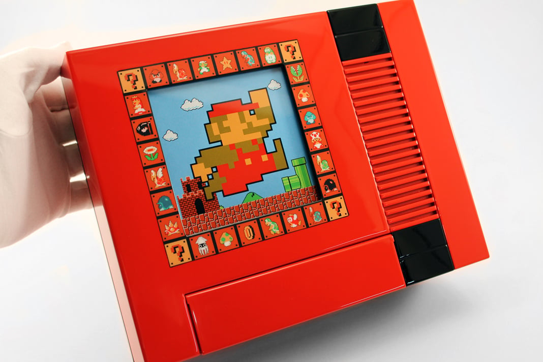 Game & Watch Super Mario Bros. is a crazy '80s gaming time machine 