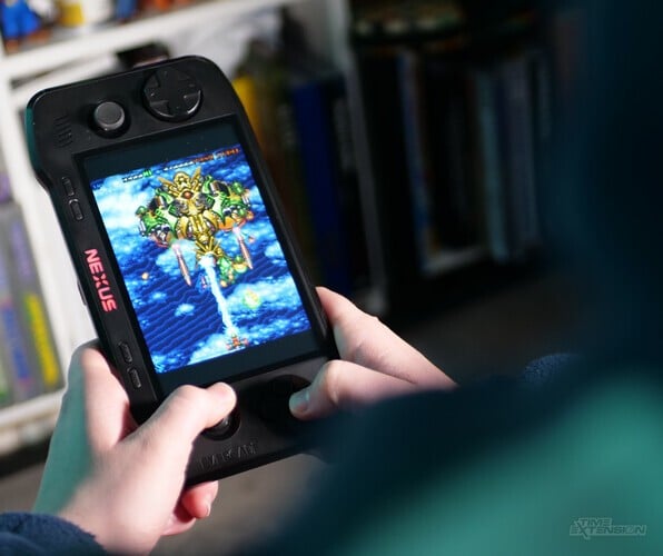 Games which supported analogue controllers on the Evercade VS carry over that support on the Nexus. The TATE mode has also made the jump, and the larger form factor of the device means a grip isn't really needed