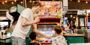 Next Article: Over 100 Arcades, Including Mortal Kombat, OutRun And Daytona USA, Are Going Under The Hammer Down Under