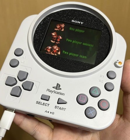 Modder Turns Rare PS1 Controller Into A Working PS1 Console 4