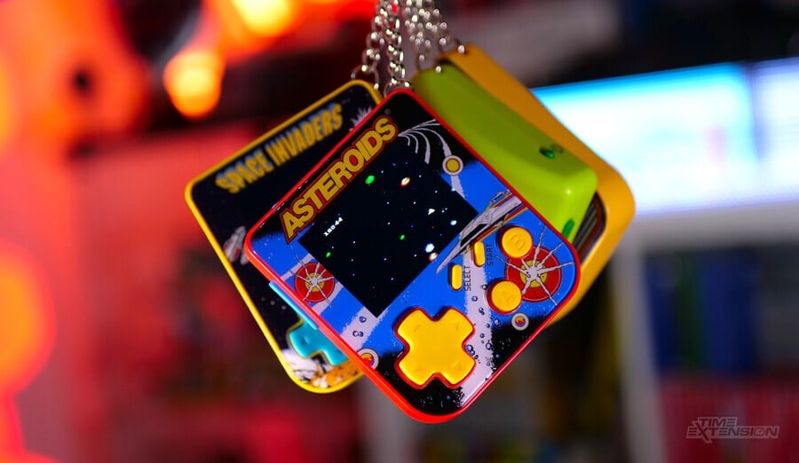 Review: HyperMegaTech Super Micro Keychains - Fairly Fun, But Fundementally Flawed 8