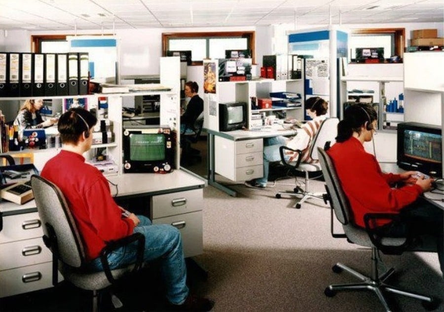 Nintendo hotline