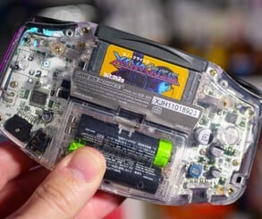 Bitmap Bureau, We Don't Deserve This Adorable Japanese GBA Version Of Xeno Crisis 6