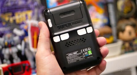 Hands On: The Activision Super Pocket Is Bursting With Games, But I Feel Like I'm Not The Target Audience 3