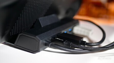 Hands On: JSAUX 4K 6-in-1 Dock - Unleashes The Power Of Your Handheld Gaming PC 4